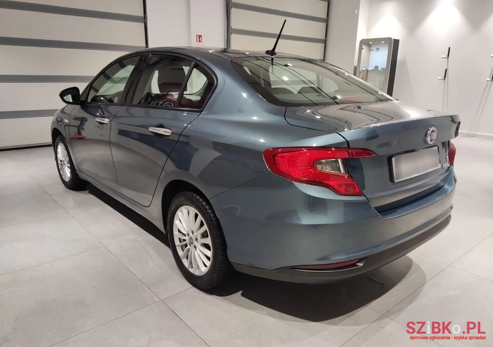 2022' Fiat Tipo 1.0 T3 Life photo #4