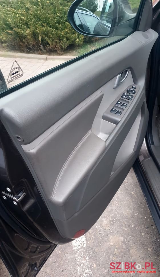 2013' Kia Sportage 1.7 Crdi M 2Wd photo #4