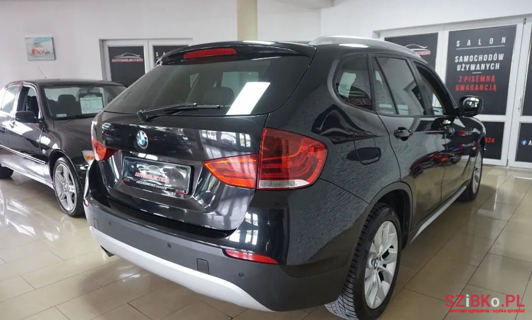 2011' BMW X1 photo #6