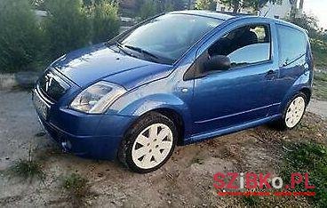 2004' Citroen C2 photo #1