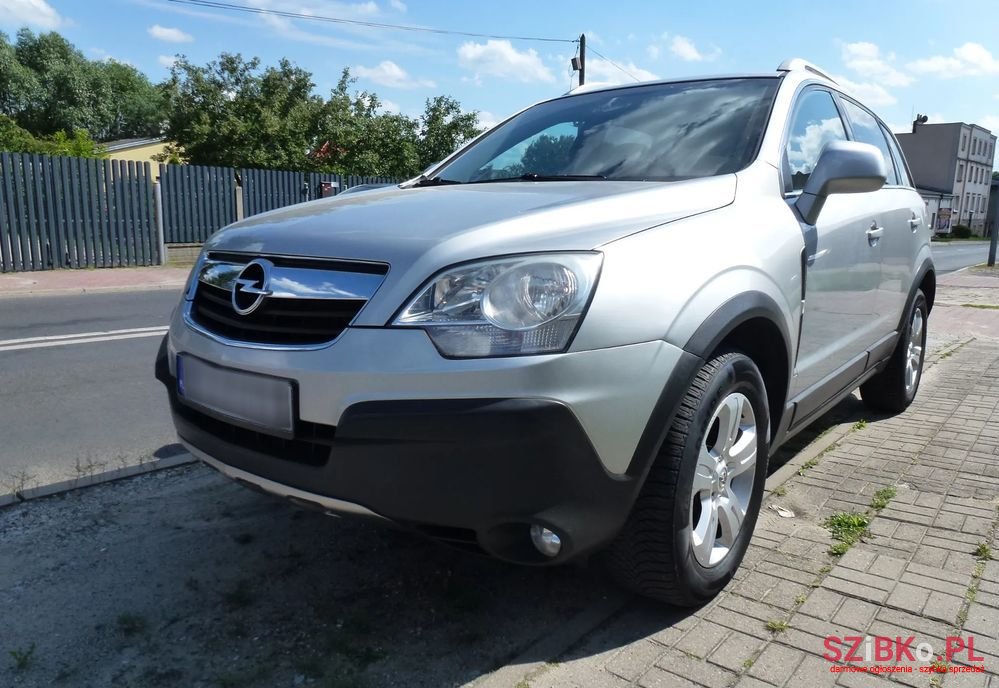 2010' Opel Antara 2.0 Cdti 4X4 Edition photo #2
