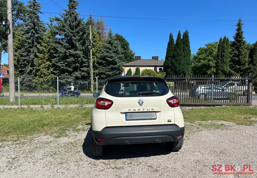2014' Renault Captur photo #3