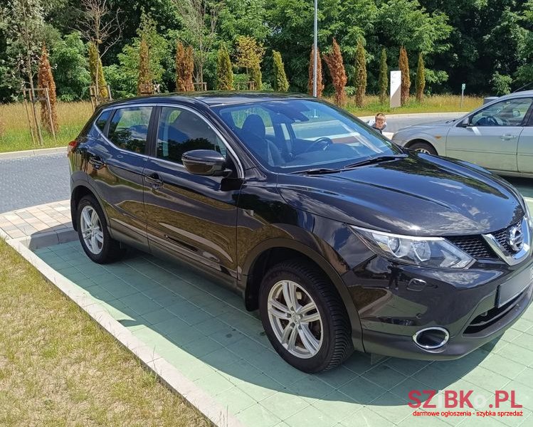 2015' Nissan Qashqai 1.5 Dci N-Tec photo #3