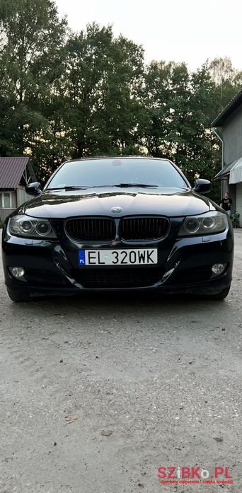 2010' BMW Seria 3 Ver-320D photo #6