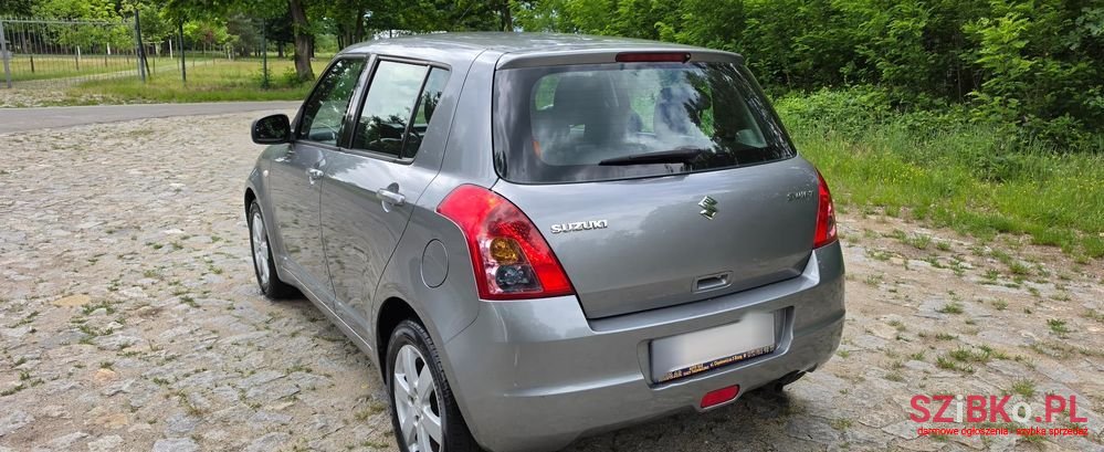 2009' Suzuki Swift 1.3 Comfort photo #3