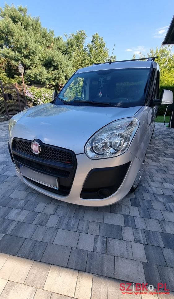 2011' Fiat Doblo 1.6 Multijet 16V Active photo #2