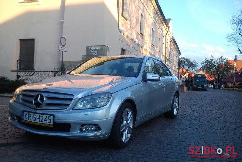 2008' Mercedes-Benz Klasa C photo #1