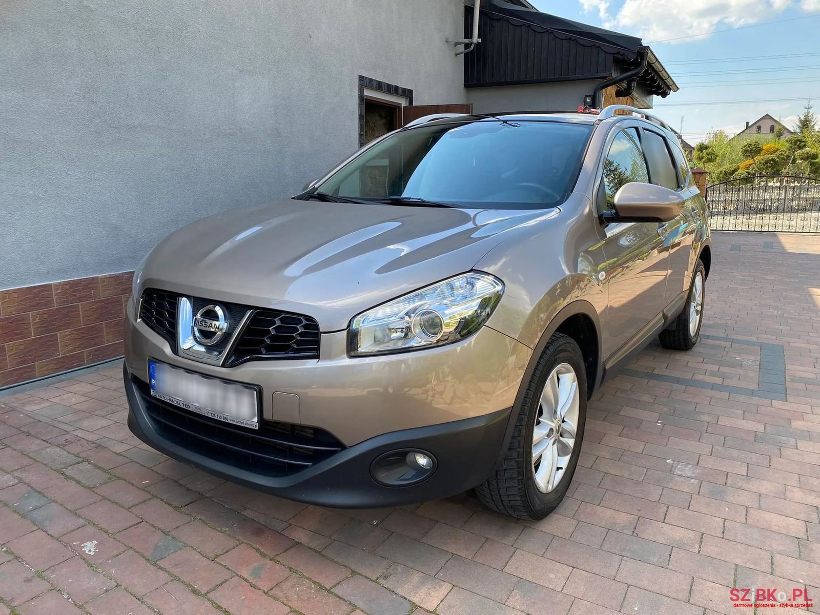 2010' Nissan Qashqai photo #3