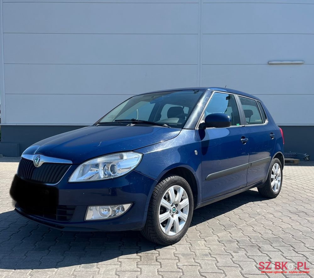 2011' Skoda Fabia 1.2 Tsi Ambition photo #5