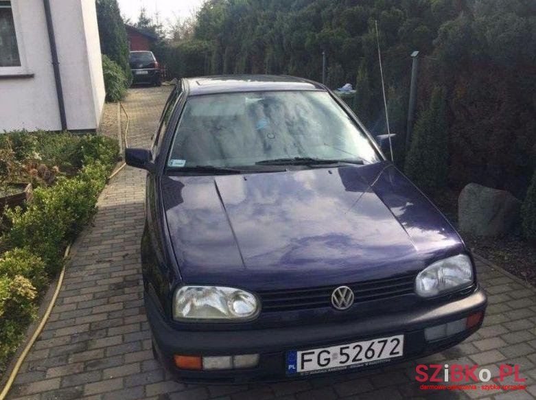 1995' Volkswagen Golf photo #1