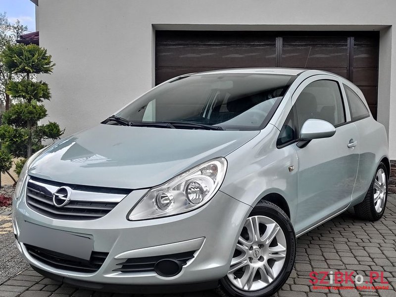 2010' Opel Corsa 1.2 16V Enjoy photo #1