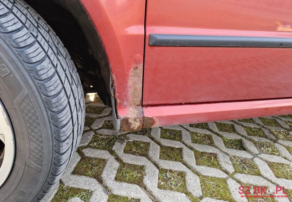 2001' Skoda Fabia photo #5