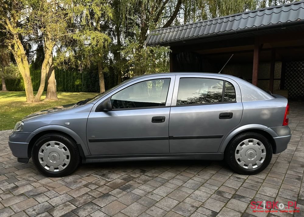 2007' Opel Astra Ii 1.4 Start photo #4
