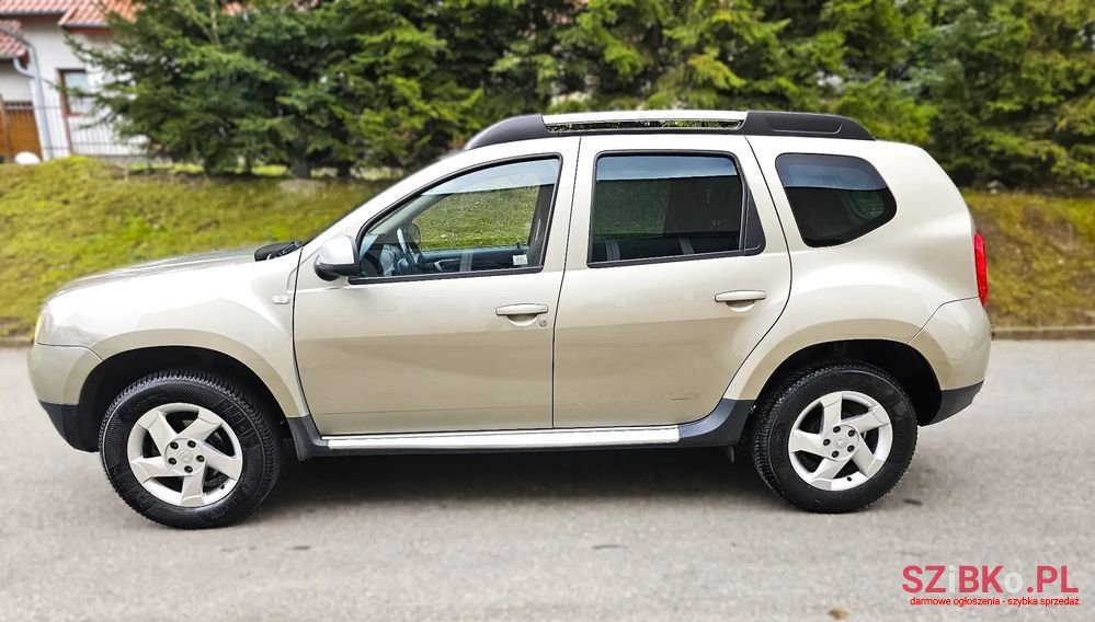 2010' Dacia Duster 1.6 Laureate photo #2