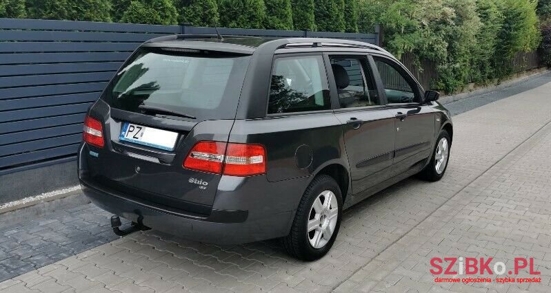 2004' Fiat Stilo photo #2