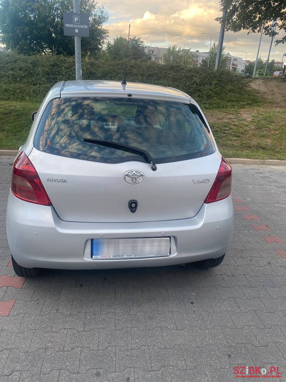 2008' Toyota Yaris photo #4