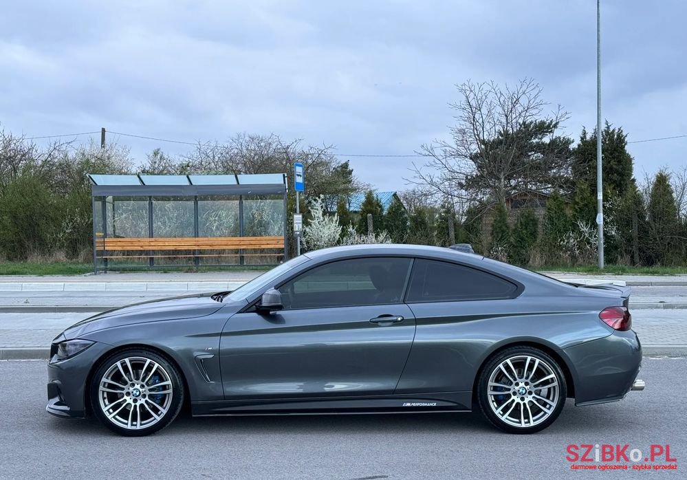 2013' BMW 4 Series photo #4