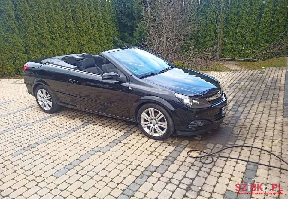 2006' Opel Astra photo #6