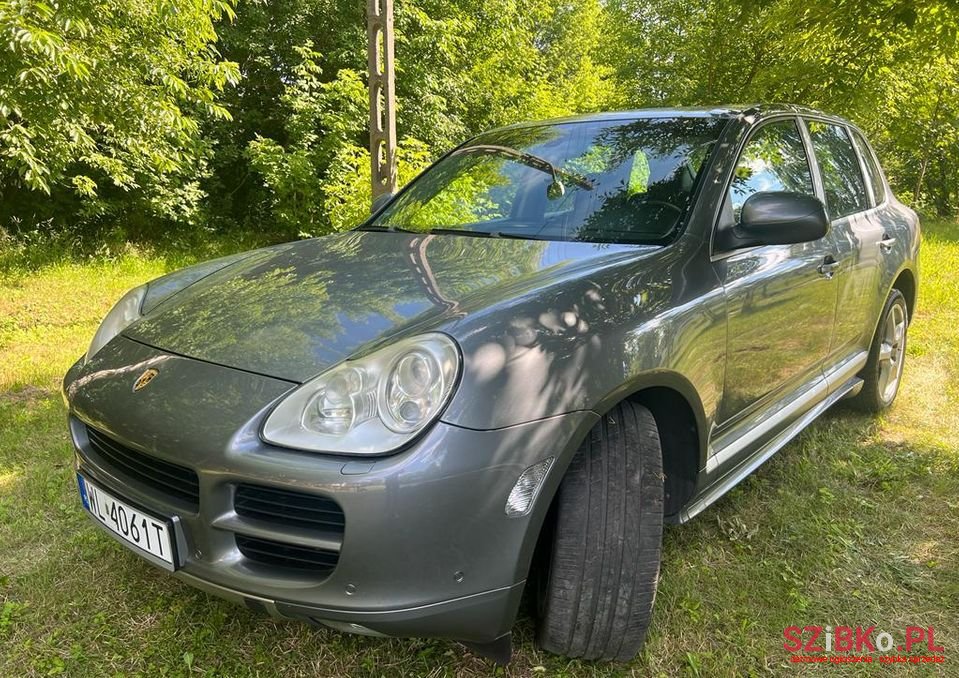 2006' Porsche Cayenne photo #5