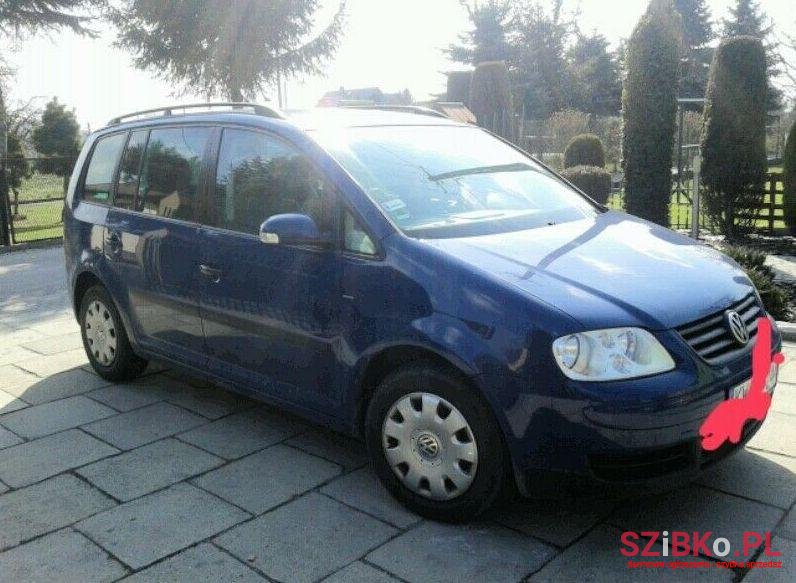 2003' Volkswagen Touran photo #1