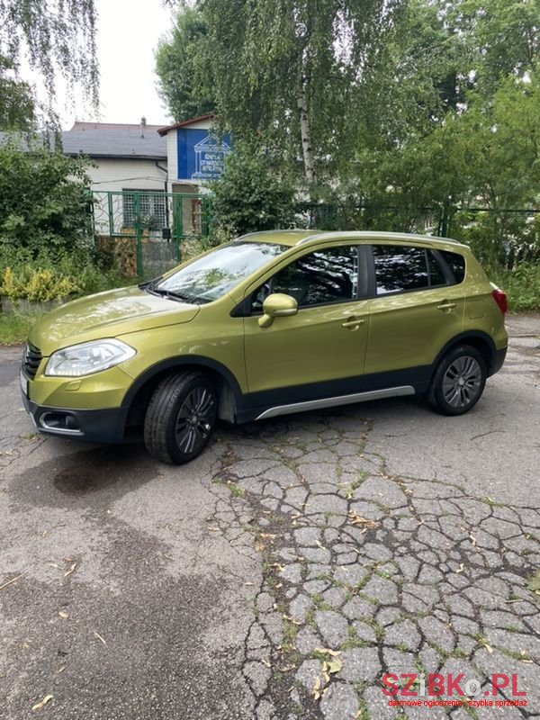 2014' Suzuki SX4 S-Cross photo #6