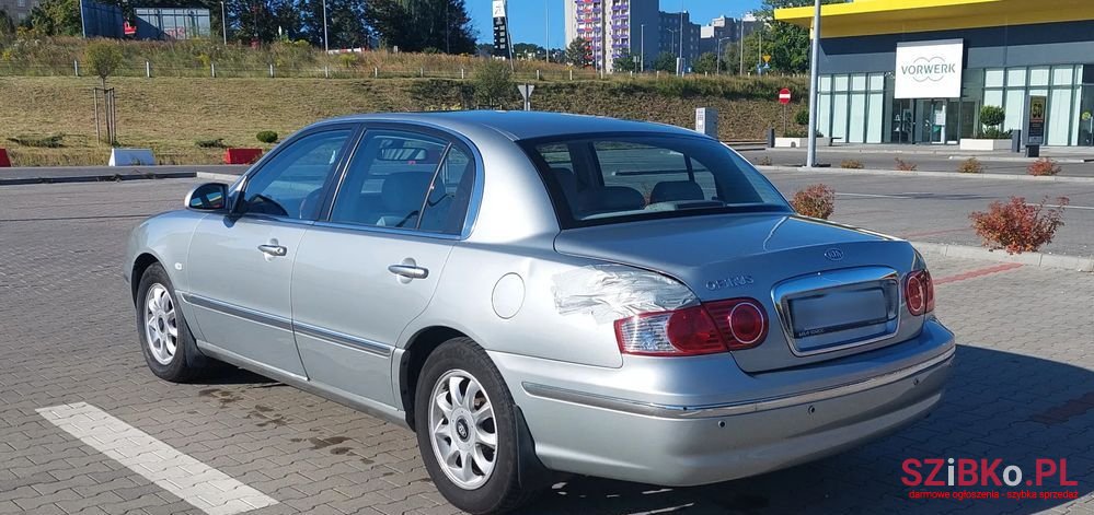 2003' Kia Opirus 3.5I V6 Luxury photo #4