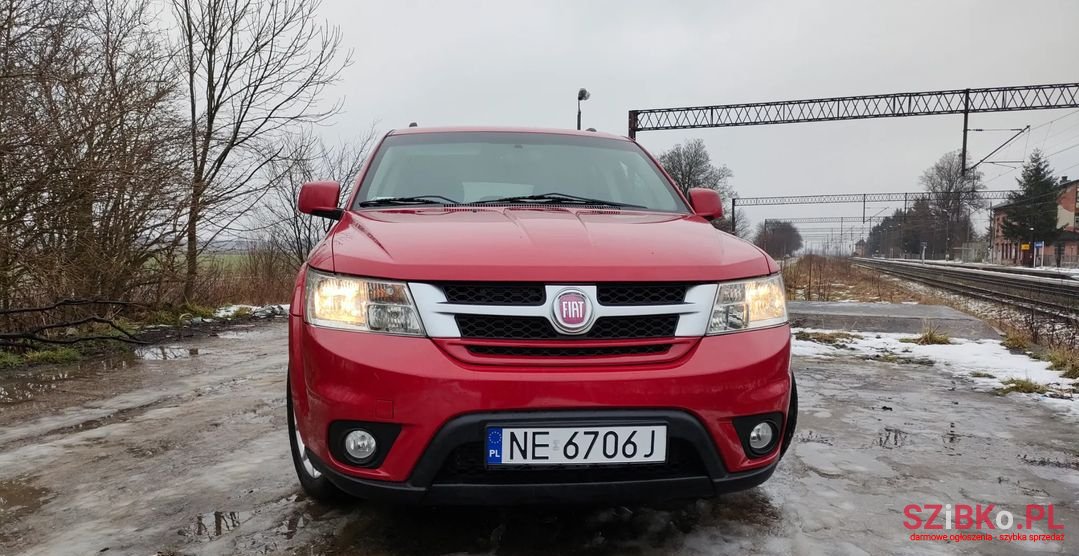 2012' Fiat Freemont photo #5