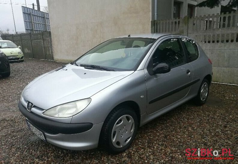 2003' Peugeot 206 photo #1