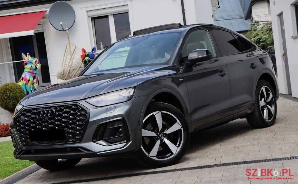 2023' Audi Q5 Sportback photo #2