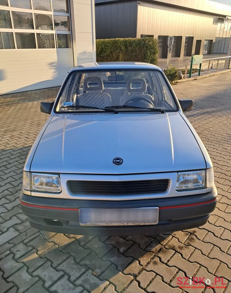 1992' Opel Corsa 1.2 St Swing photo #3