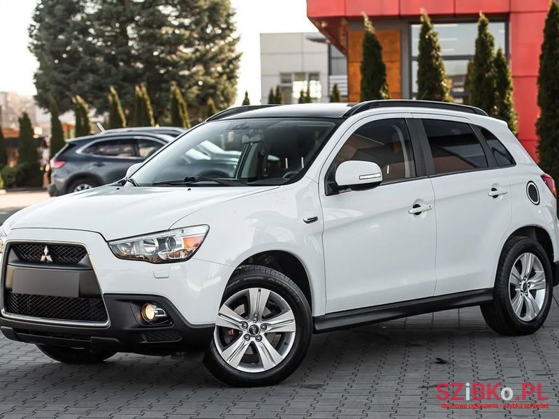 2011' Mitsubishi ASX photo #6