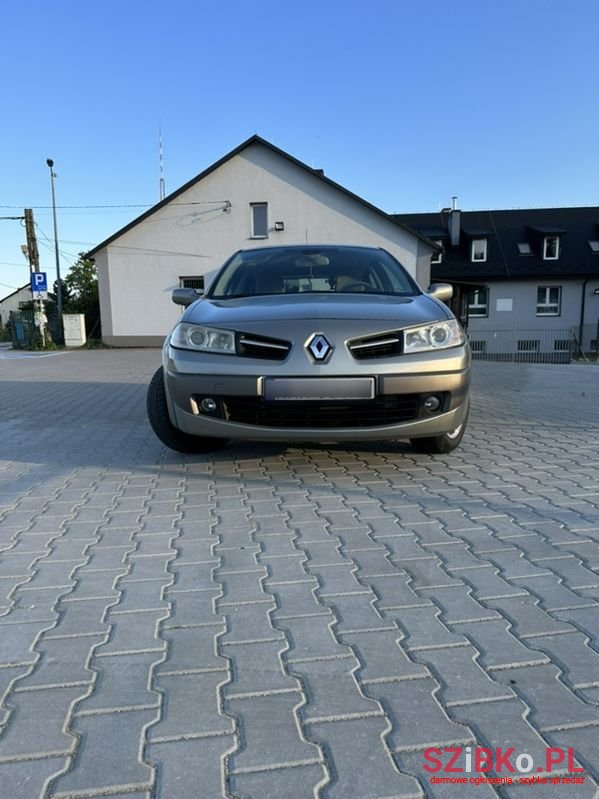 2007' Renault Megane photo #3