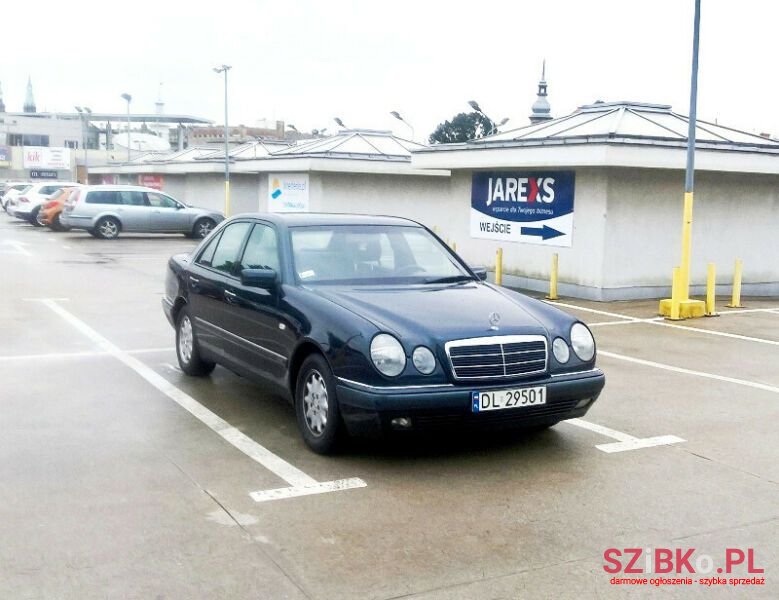 1997' Mercedes-Benz Klasa E photo #2