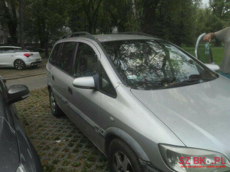 1999' Opel Zafira photo #1