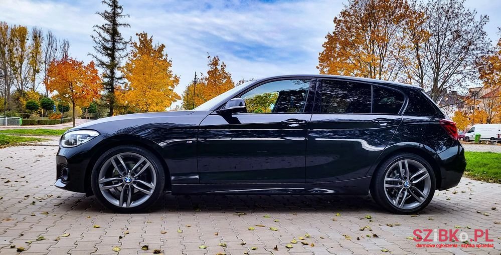 2019' BMW 1 Series 118I M Sport Shadow photo #6