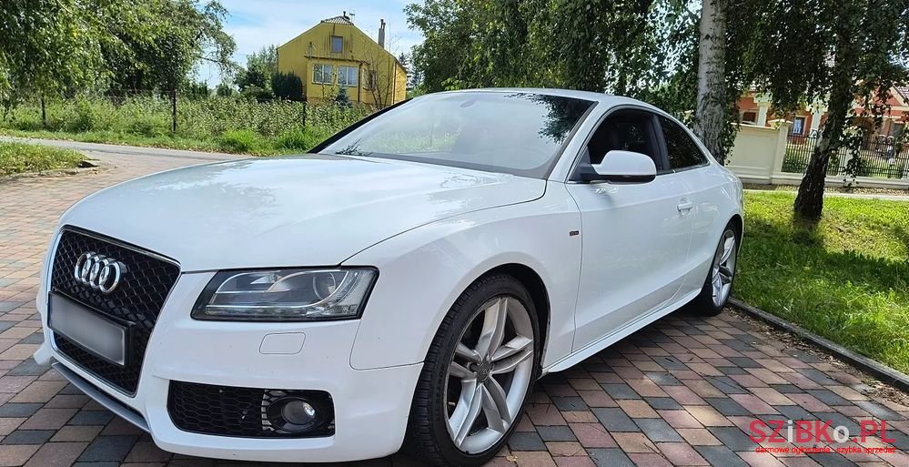 2010' Audi A5 2.0 Tfsi photo #1