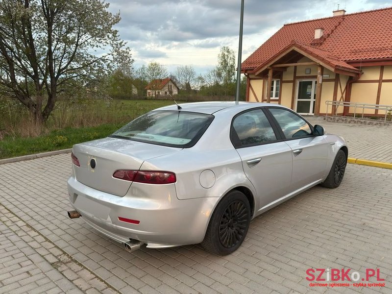 2007' Alfa Romeo 159 photo #5