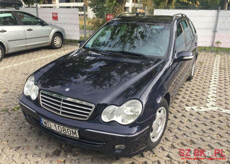 2004' Mercedes-Benz Klasa C photo #1