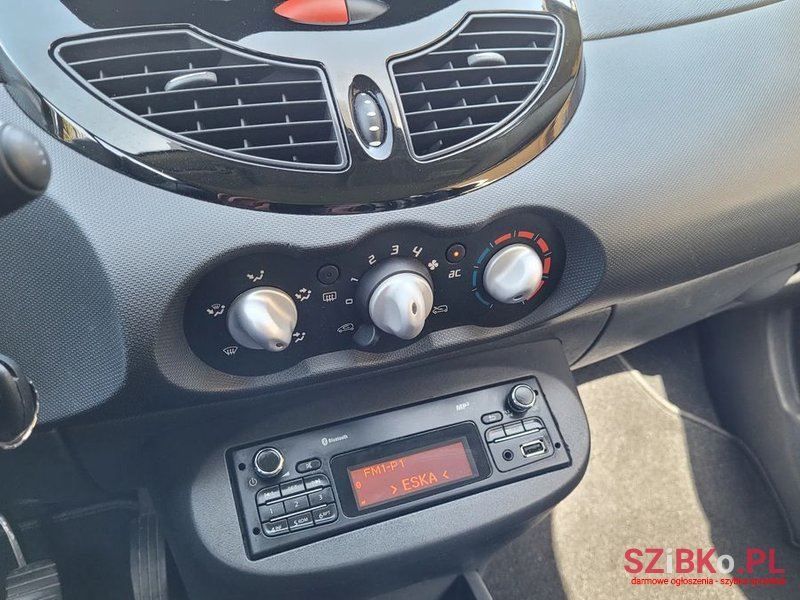 2014' Renault Twingo 1.2 16V Eco Night&Day photo #6