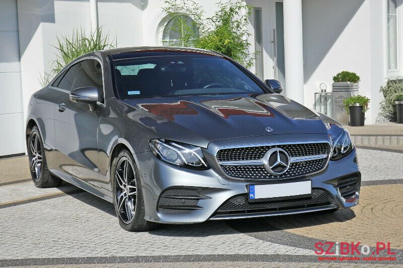 2018' Mercedes-Benz Klasa E photo #2