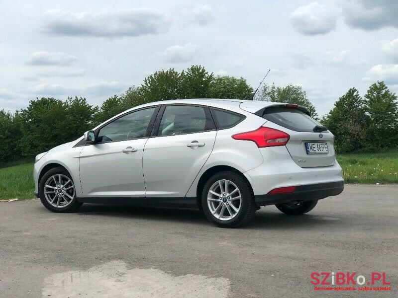 2017' Ford Focus photo #2