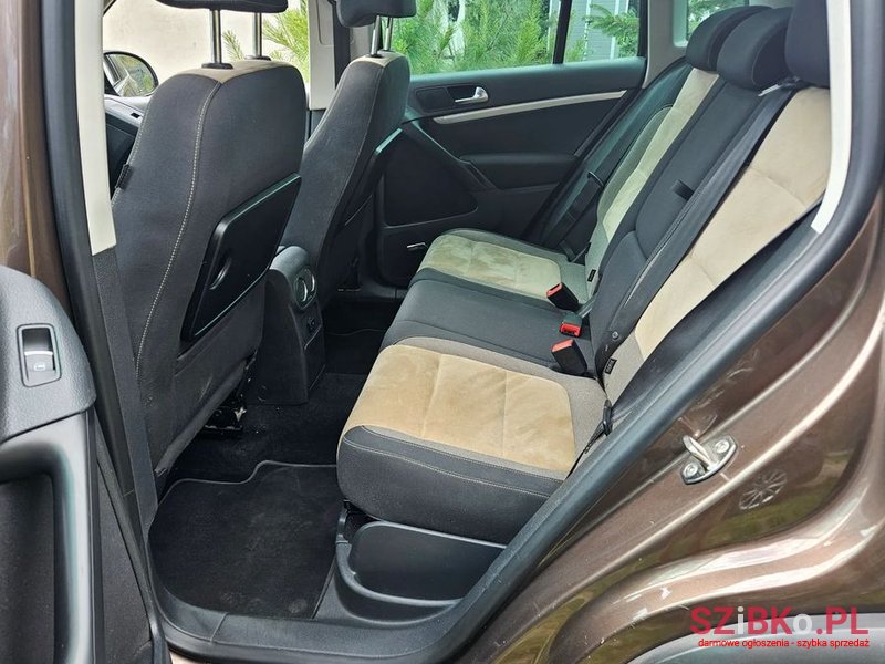 2012' Volkswagen Tiguan photo #6