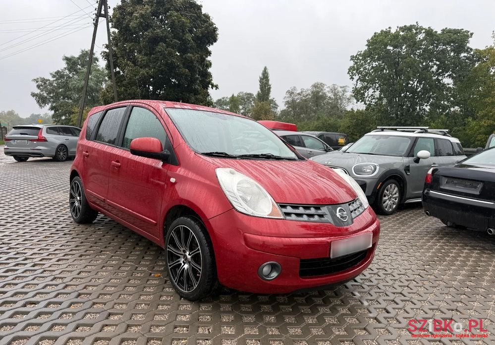 2008' Nissan Note 1.6 Tekna photo #1