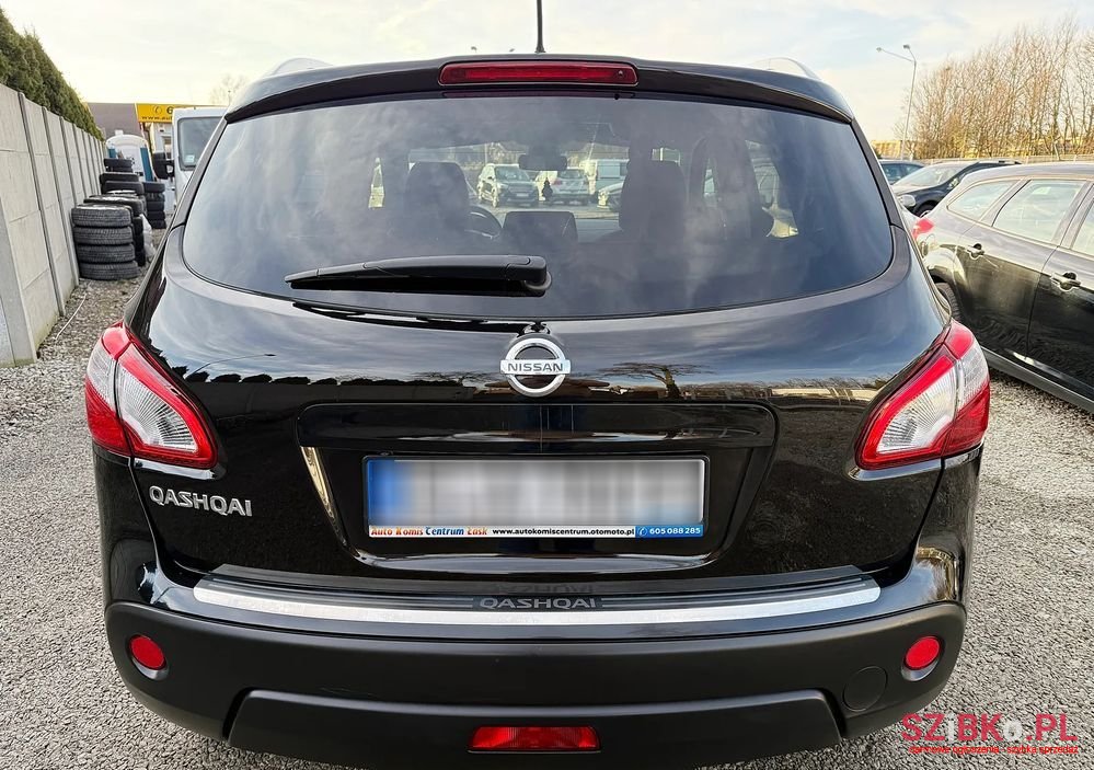 2011' Nissan Qashqai 2.0 Tekna photo #5