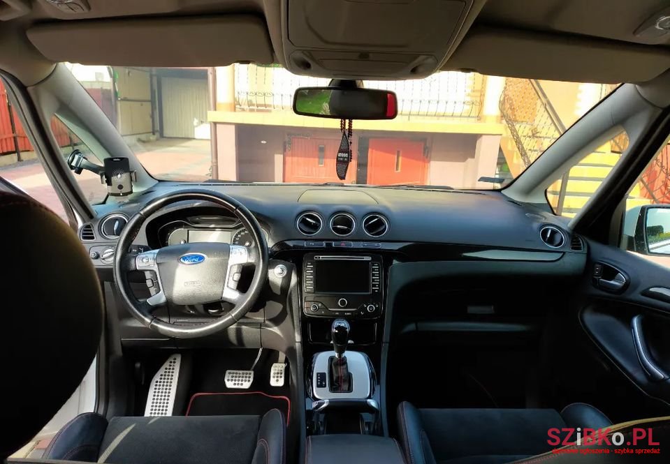 2012' Ford S-Max photo #2