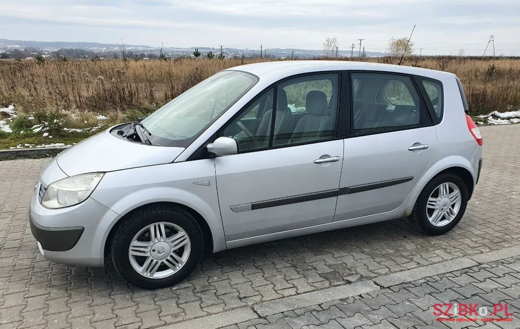 2006' Renault Scenic photo #2