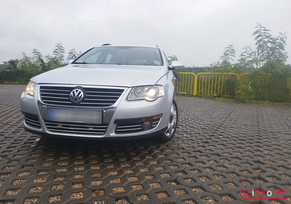 2006' Volkswagen Passat photo #2