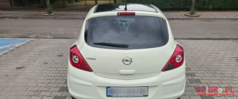 2011' Opel Corsa 1.4 16V Satellite photo #5