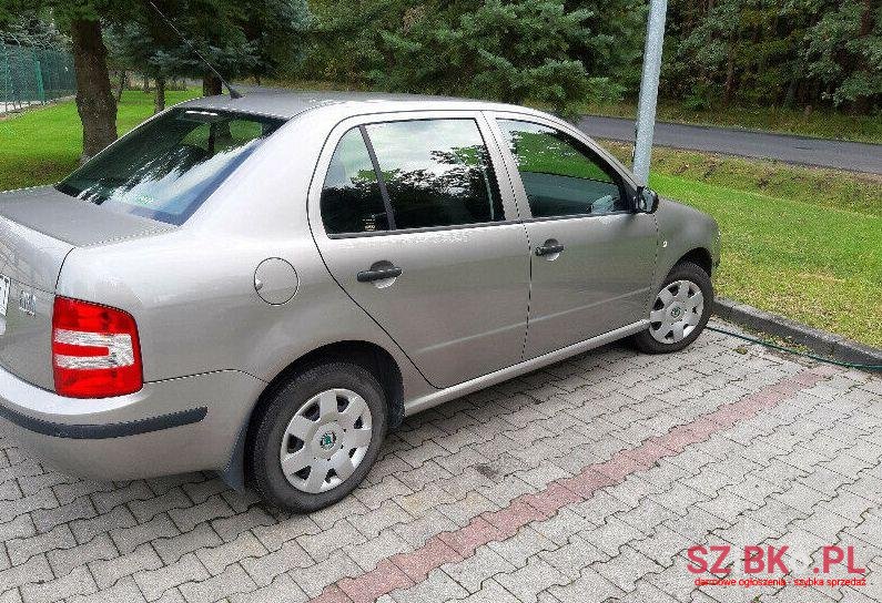 2008' Skoda Fabia photo #1