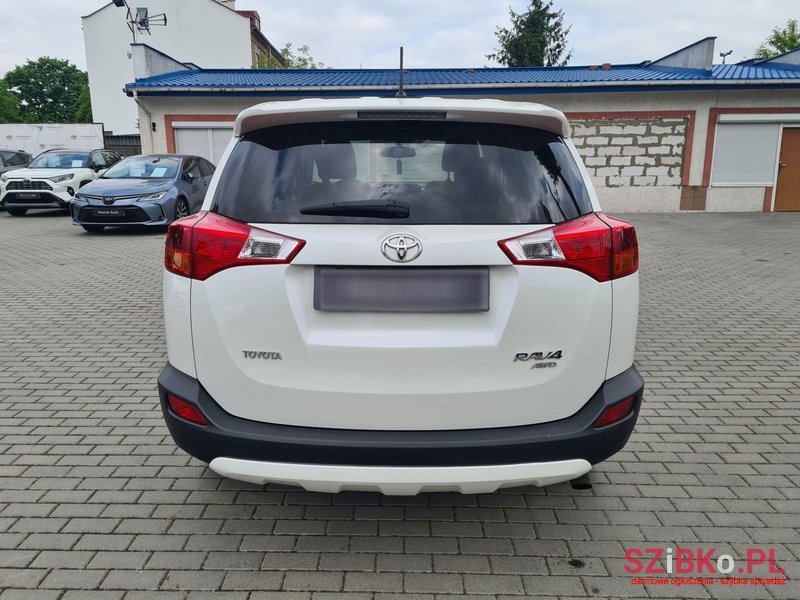 2015' Toyota RAV4 photo #6